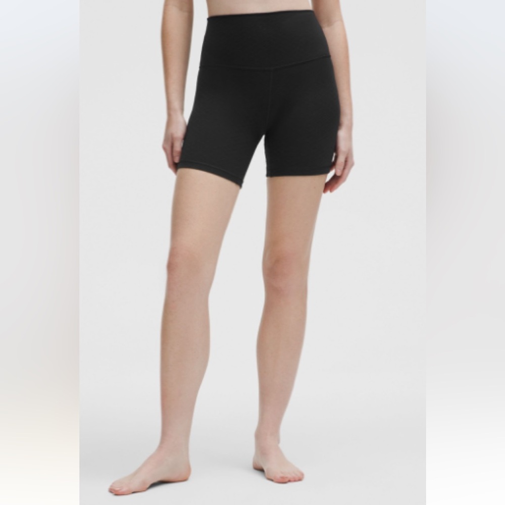 lululemon Align™ High-Rise Short 6" Sz 10